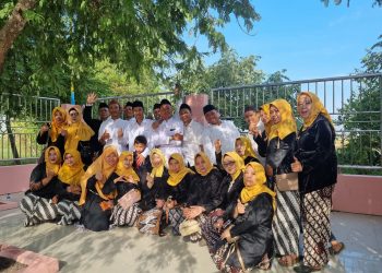 Masyarakat Desa Lengkong Meriahkan Bersih Desa