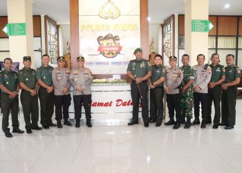 Pj Bupati dan Dandim 0722/Kudus Berikan Kejutan di Momen HUT Bhayangkara ke 78