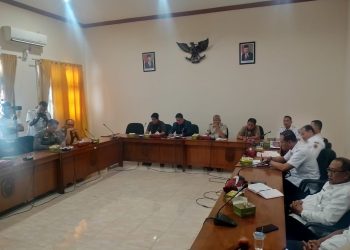 Aksi Unjuk Rasa di Terima Ketua DPRD Pati, Inilah Keluhannya