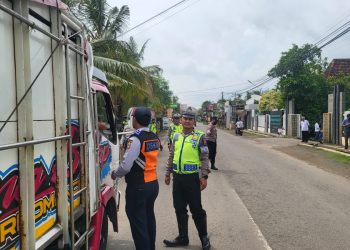 Satlantas Polresta Pati Lakukan Penertiban Puluhan Dump Truck