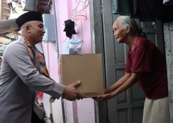 Bantu Warga Kurang Mampu, Polresta Pati Bagikan Paket Sembako Ramadan