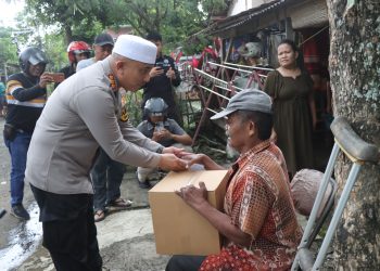 Polresta Pati Berbagi Berkah, 10 Warga Sukoharjo Terima Bantuan