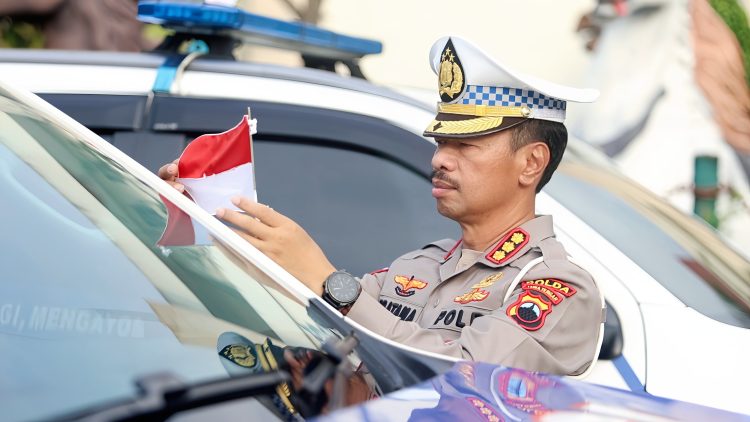 Polisi dan Rakyat Bersatu, Merah Putih Merdeka!
