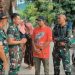 Yonif TP 888/SS Perkuat Kepedulian Lingkungan dan Persatuan Warga