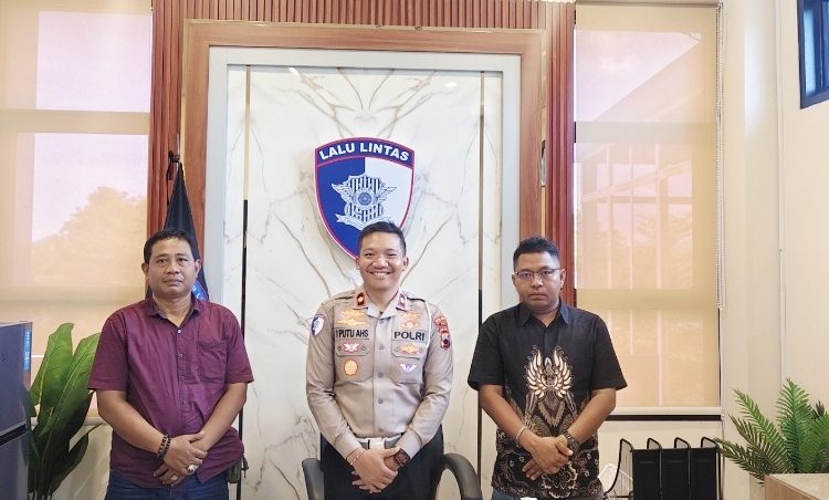 SMSI Dukung Kinerja Kasat Lantas Polresta Pati, Sinergi Polri dan Pers Kompak